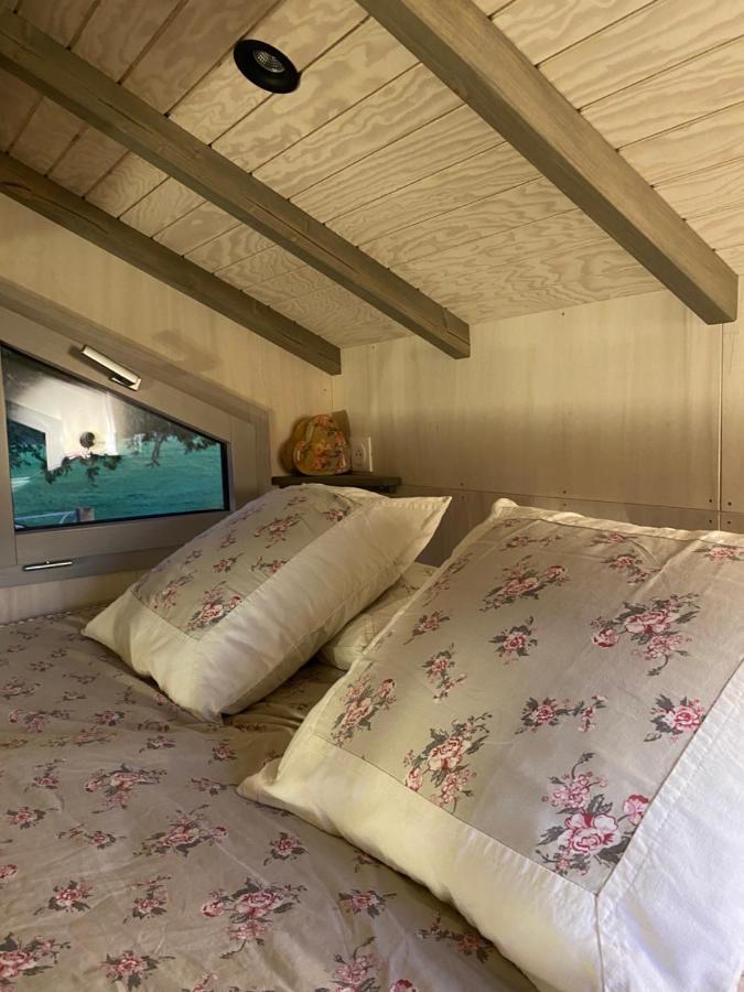 Jolie Tiny House Sous Les Grands Arbres Villa Cholet Eksteriør bilde