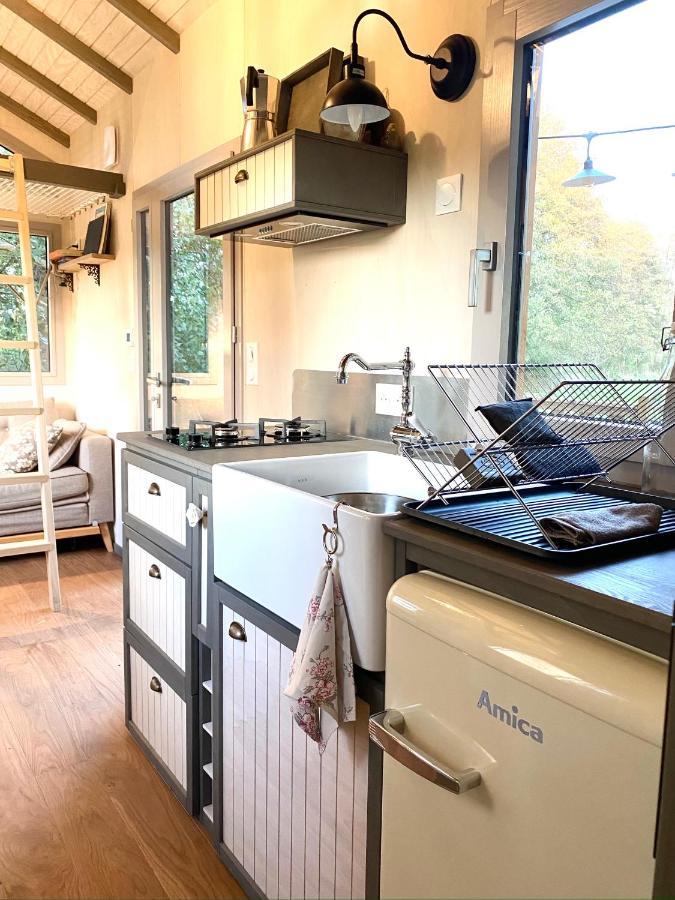 Jolie Tiny House Sous Les Grands Arbres Villa Cholet Eksteriør bilde